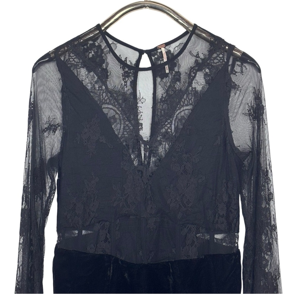 FREE PEOPLE MARLIE BLACK SHEER LACE LONG SLEEVE WHIMSIGOTH VELVET MINI DRESS - Picture 6 of 15